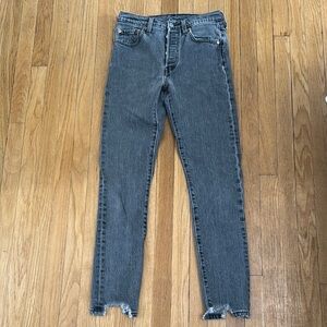 Levi's Gray Ankle Cropped Jeans
